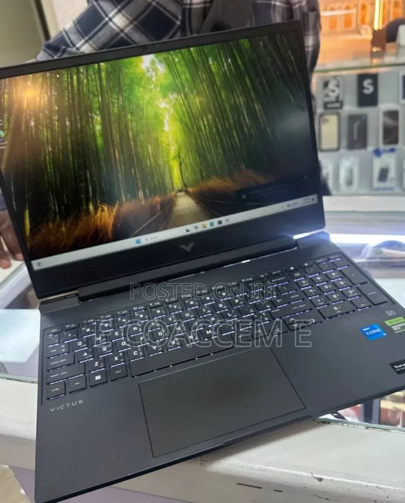 New Laptop HP 16GB Intel Core i5 SSD 512GB