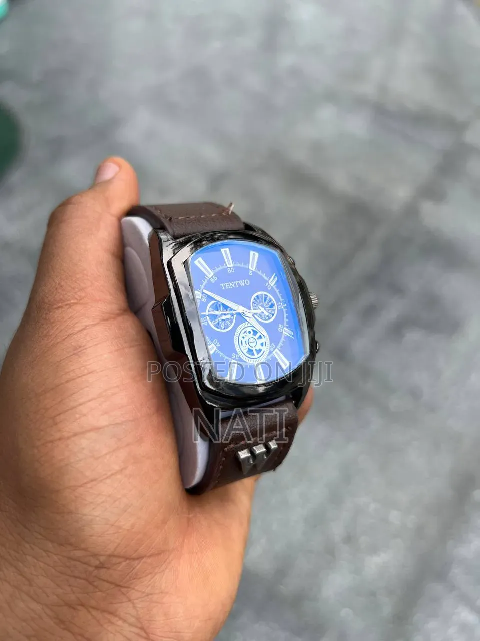 Tentwo Watch