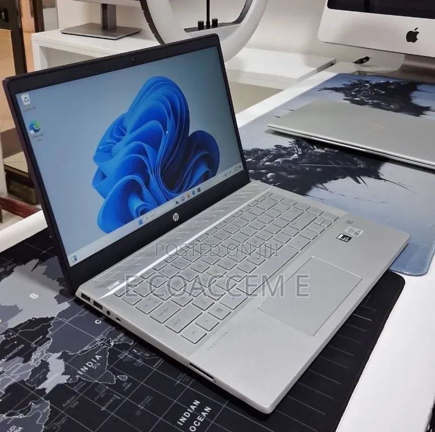 New Laptop HP 8GB Intel Core i5 SSD 512GB