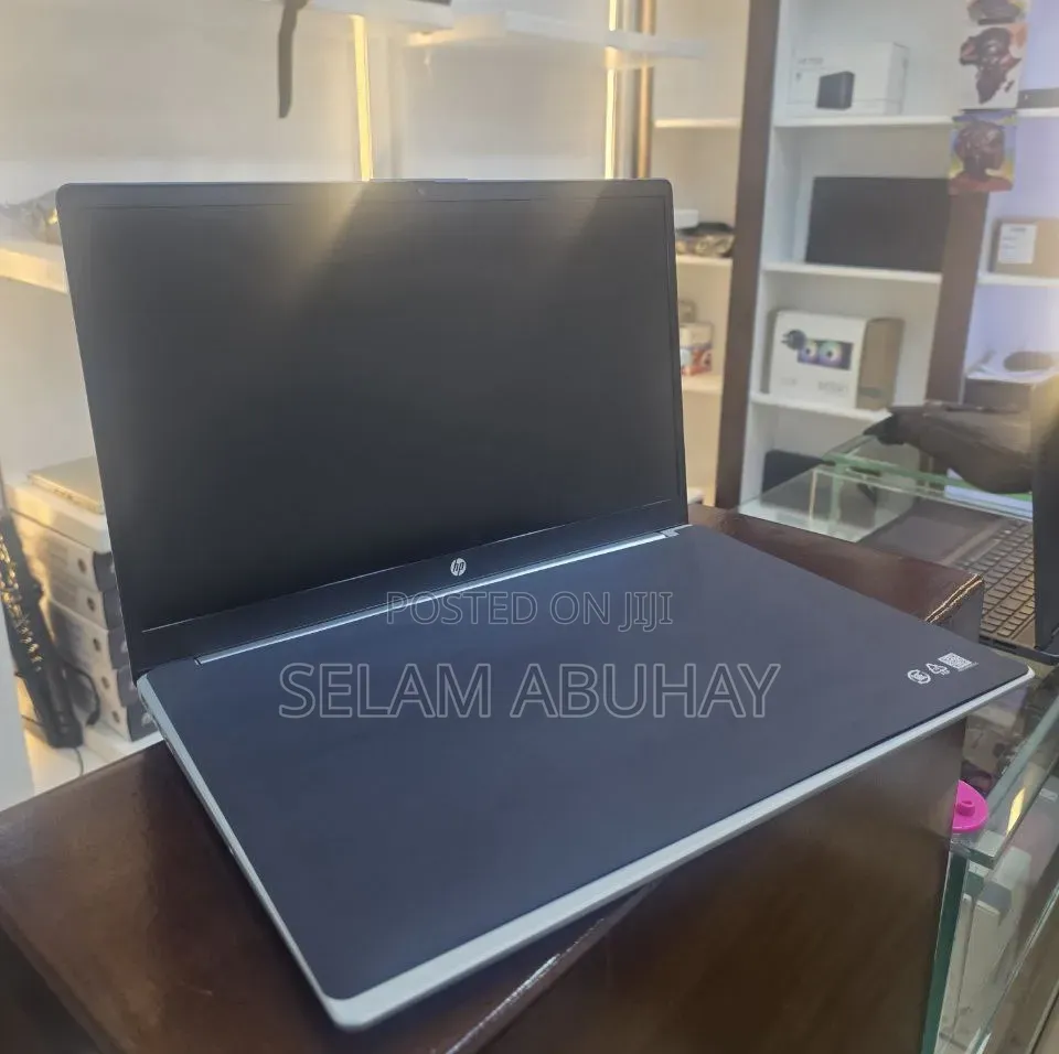 New Laptop HP Stream Notebook 8GB Intel Core i7 SSD 512GB
