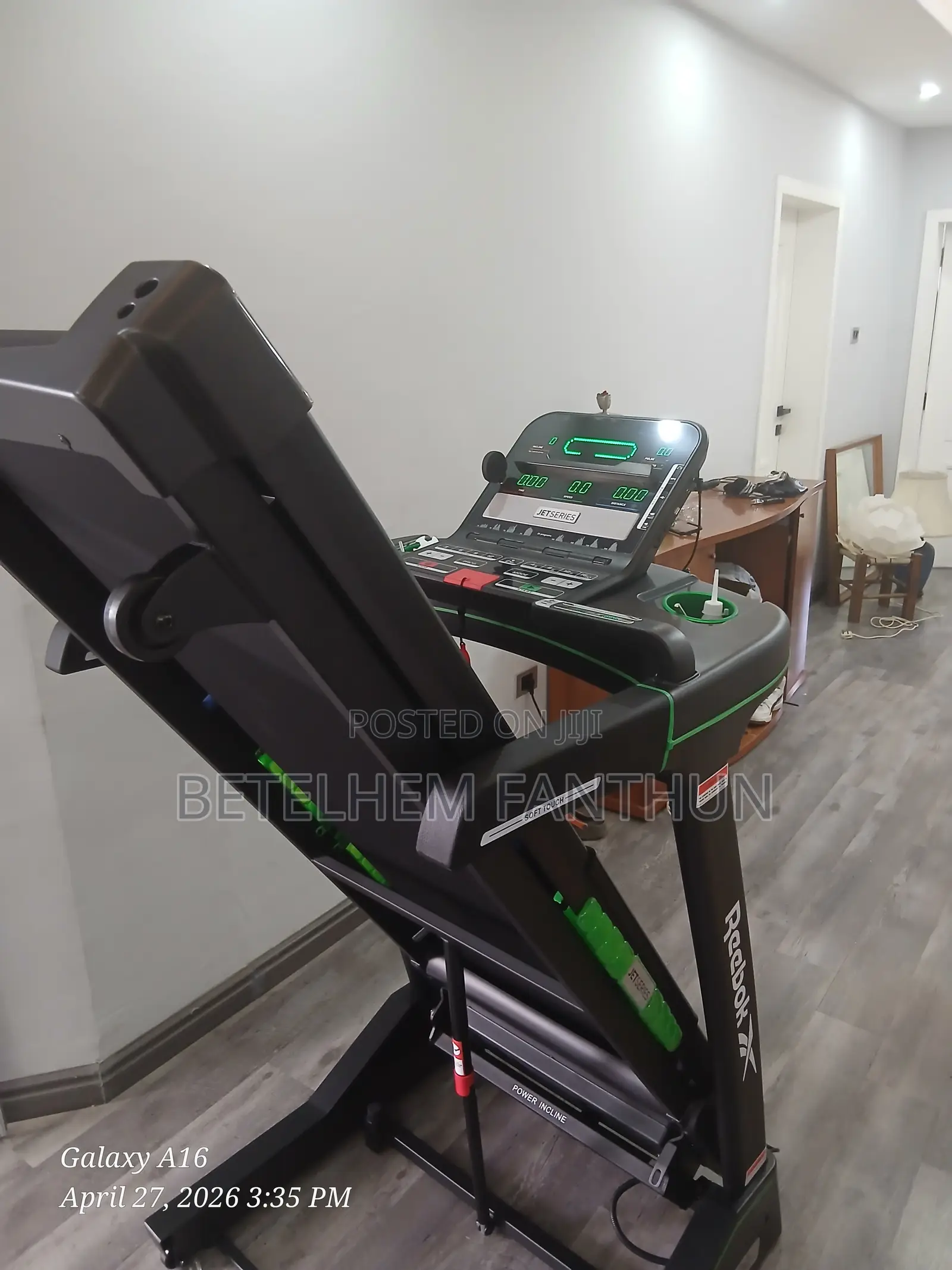 Reebok J200 Treadmill