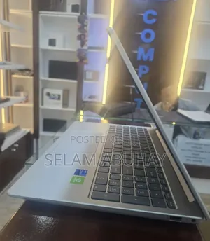 New Laptop HP Stream Notebook 8GB Intel Core i7 SSD 512GB