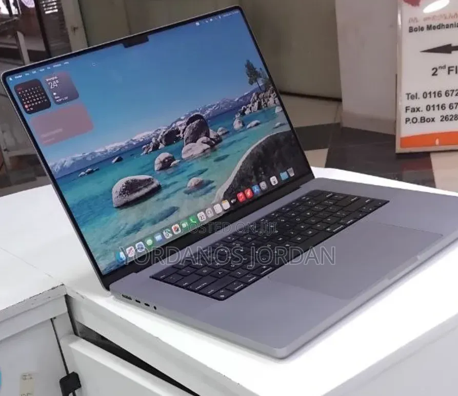 New Laptop Apple MacBook Pro 2021 M1 32GB Apple M1 Pro SSD 1T