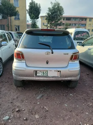 Toyota Yaris 2004 Silver