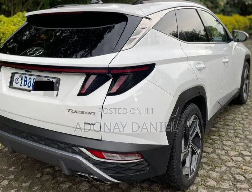 Hyundai Tucson 2022 White