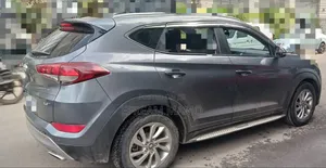 Hyundai Tucson 2018 Gray