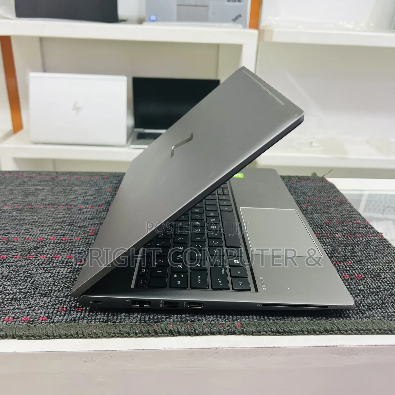 New Laptop HP ZBook 15 16GB Intel Core i7 SSD 512GB