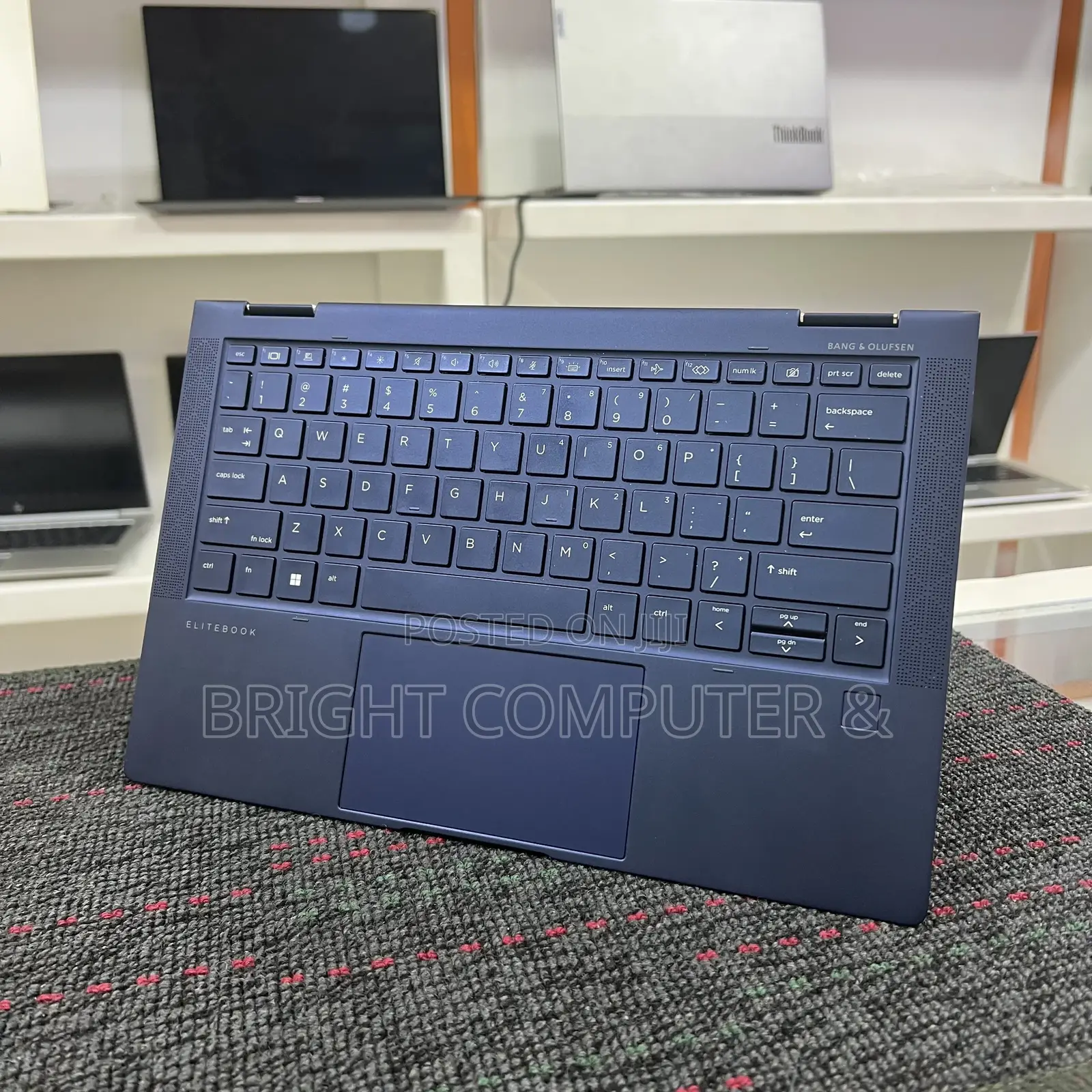 New Laptop HP Dragonfly Folio 16GB Intel Core i7 SSD 512GB