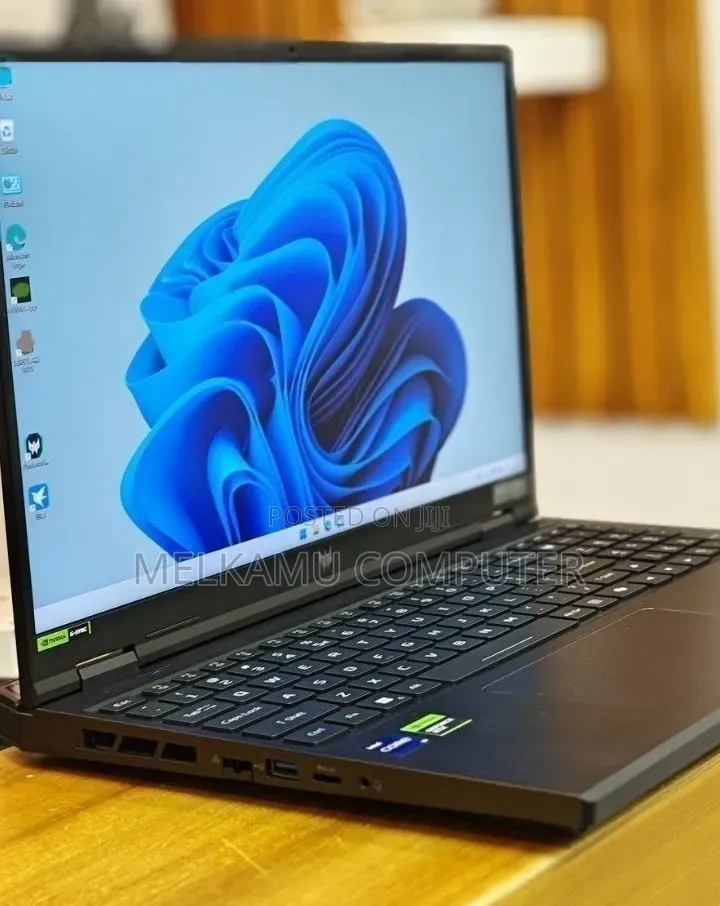 New Laptop Acer Predator Helios Neo 16 16GB Intel Core i9 SSD 1T