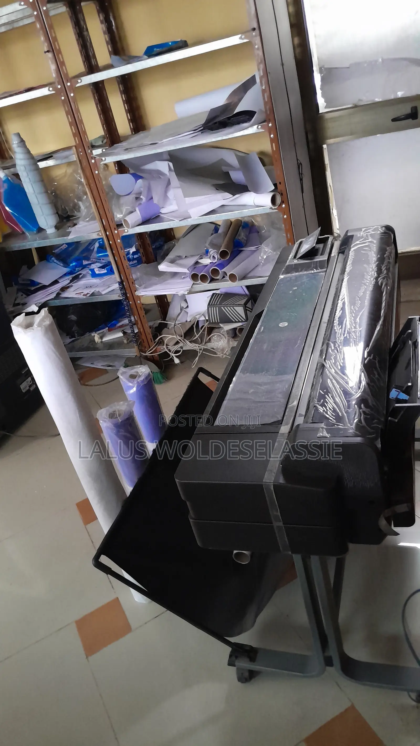 Hp Designjet T520 Plotter + Roll Papers + Stabilizer
