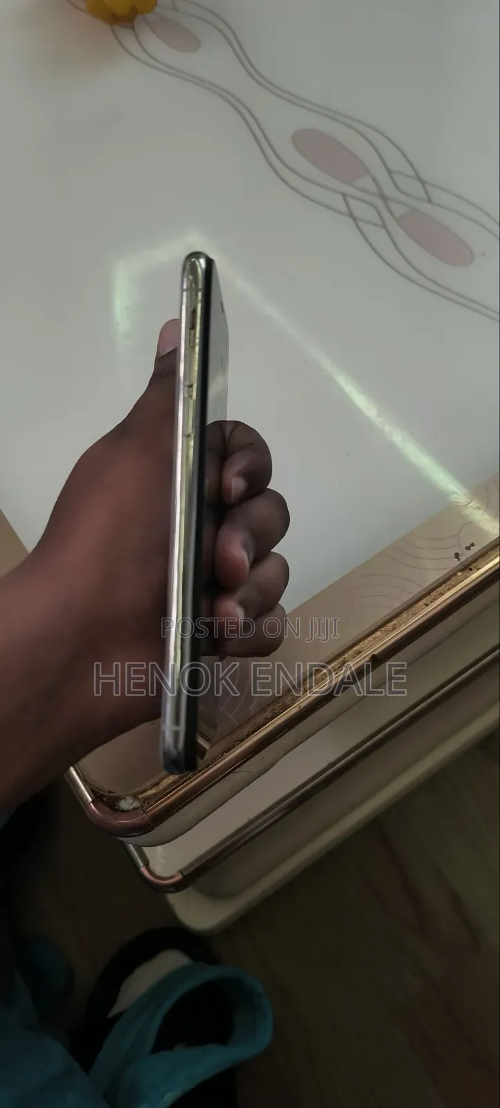 Apple iPhone X 64 GB White