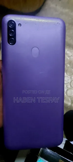 New Samsung Galaxy M11 32 GB Purple