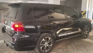 Toyota Land Cruiser 2015 Black