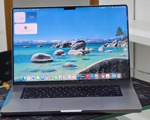 New Laptop Apple MacBook Pro 2021 M1 32GB Apple M1 Pro SSD 512GB