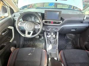 Toyota Raize 2021 White