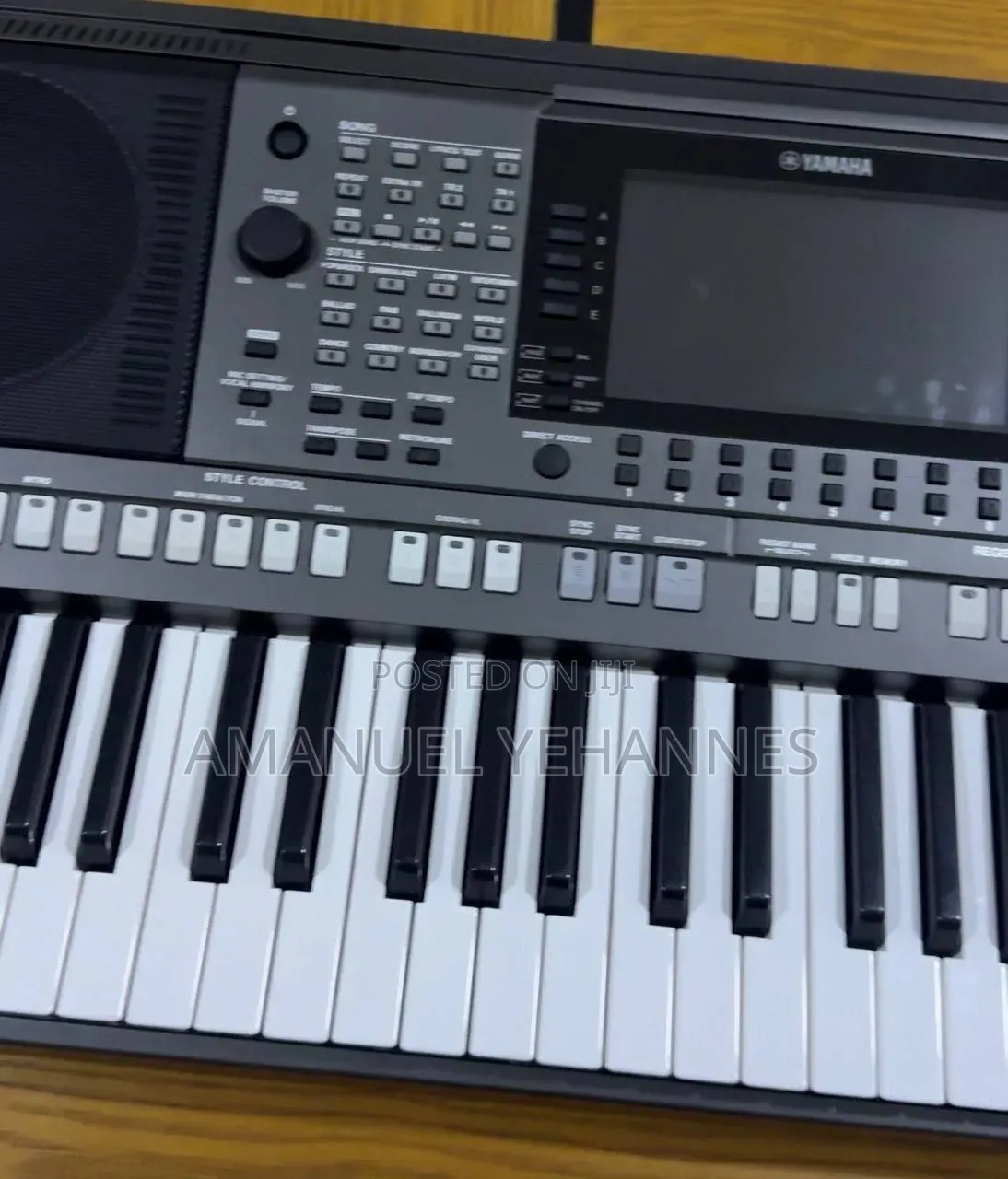 Yamaha PSR S970 Keyboard Piano