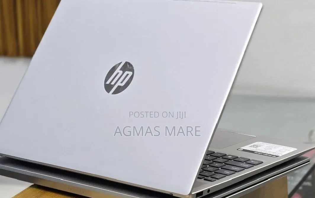 New Laptop HP Pavilion 15 16GB Intel Core Ultra 7 SSD 512GB