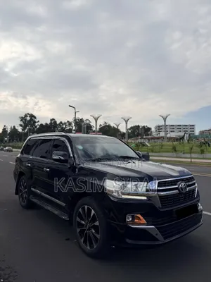 Toyota Land Cruiser 2011 Black