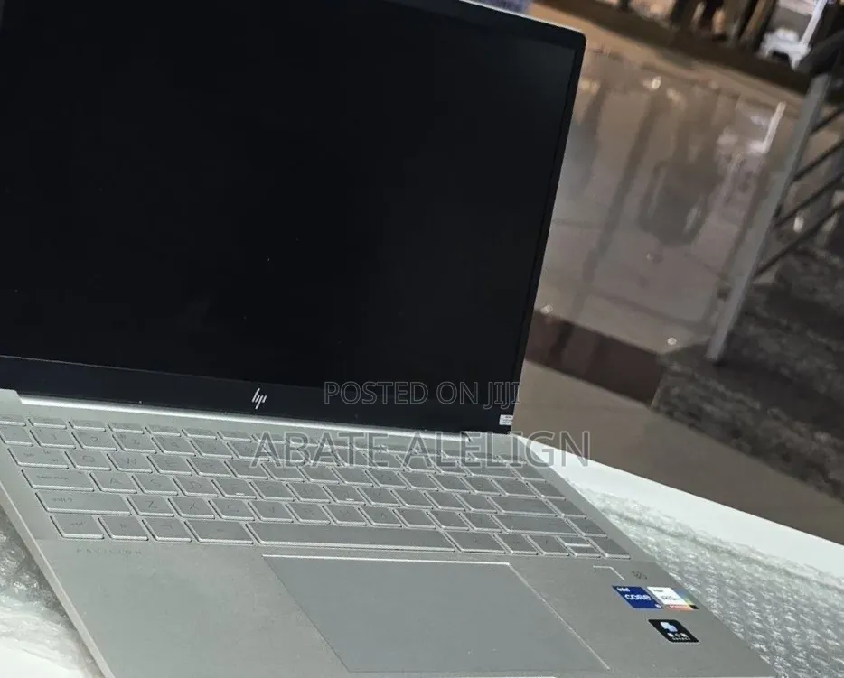 New Laptop HP Pavilion 14 16GB Intel Core i5 SSD 1T