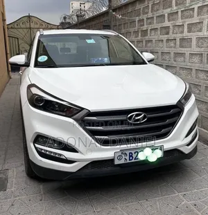 Hyundai Tucson 2018 White