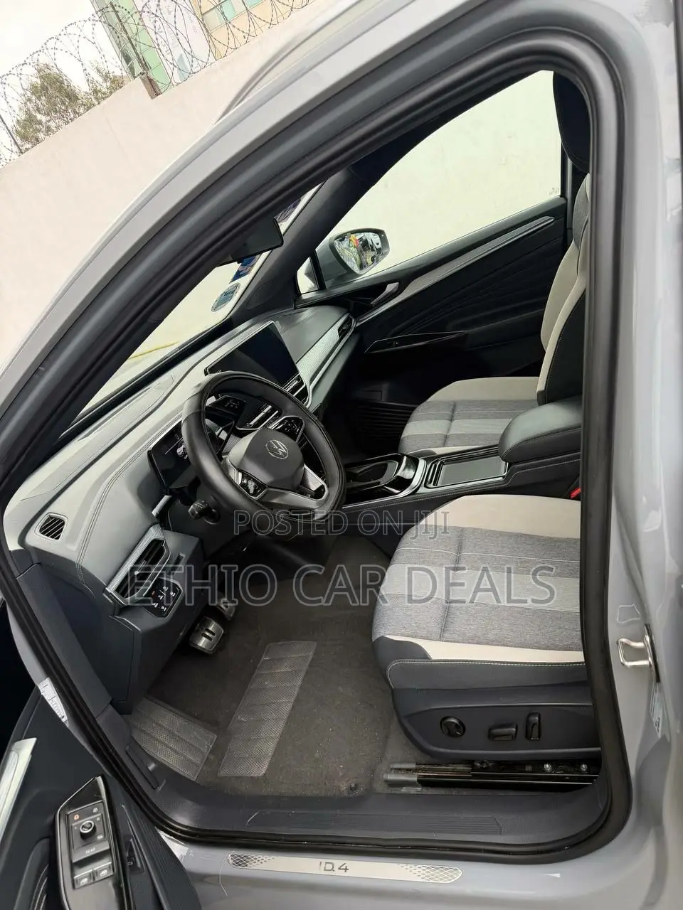 Volkswagen ID.4 2022 Gray