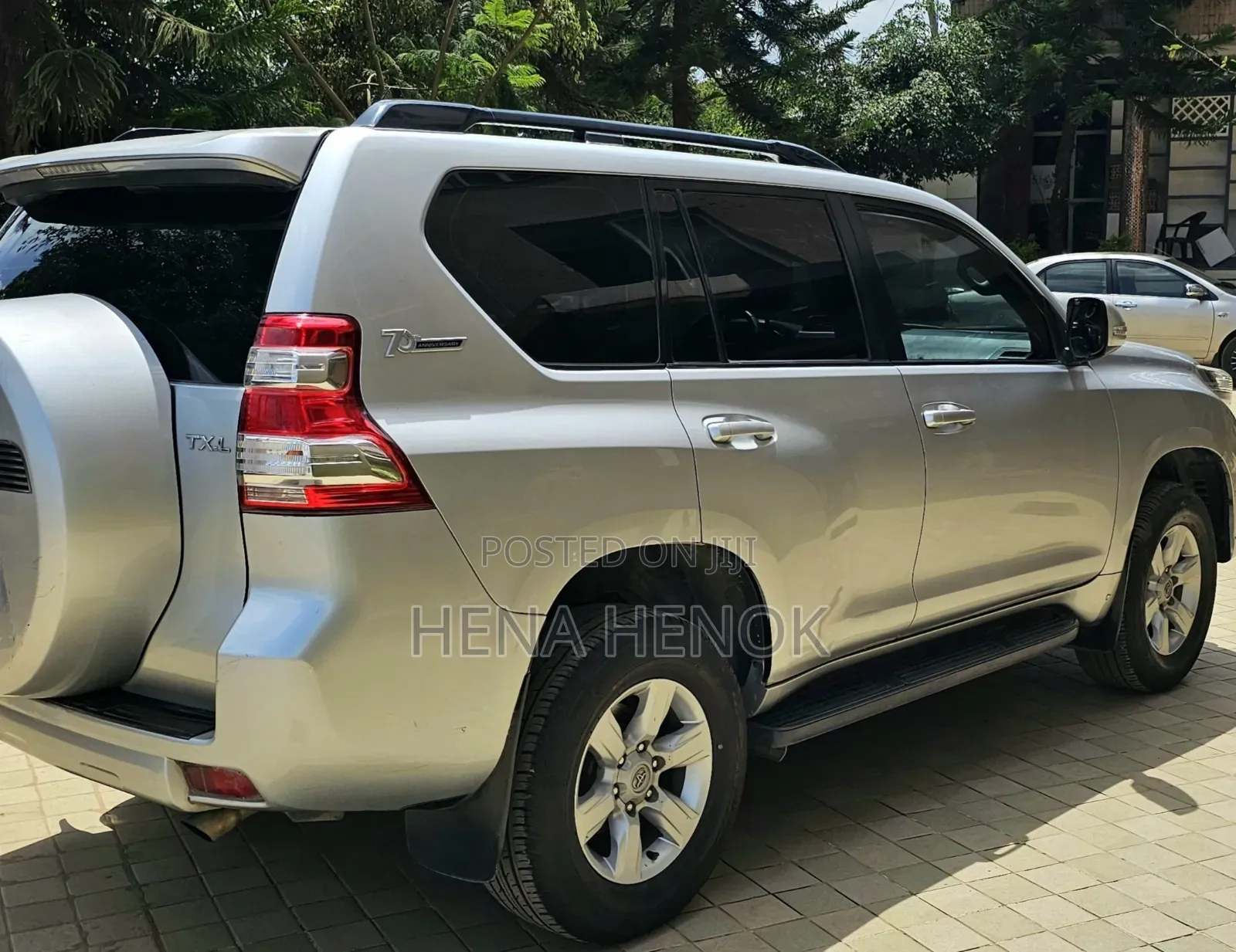 Toyota Land Cruiser Prado 2015 Silver