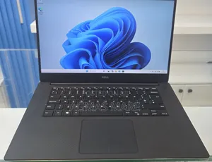 New Laptop Dell 16GB Intel Xeon SSD 512GB