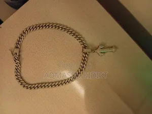 Brand New Iced Chain With Cross