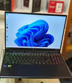 New Laptop Acer Predator Helios Neo 16 16GB Intel Core i9 SSD 1T