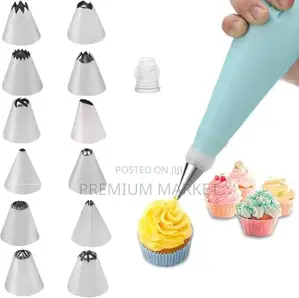 25-Piece Cake Decorator Set