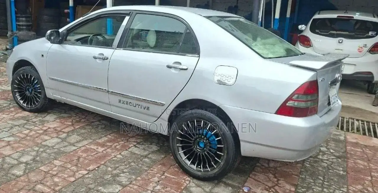 Toyota Corolla 2004 Silver