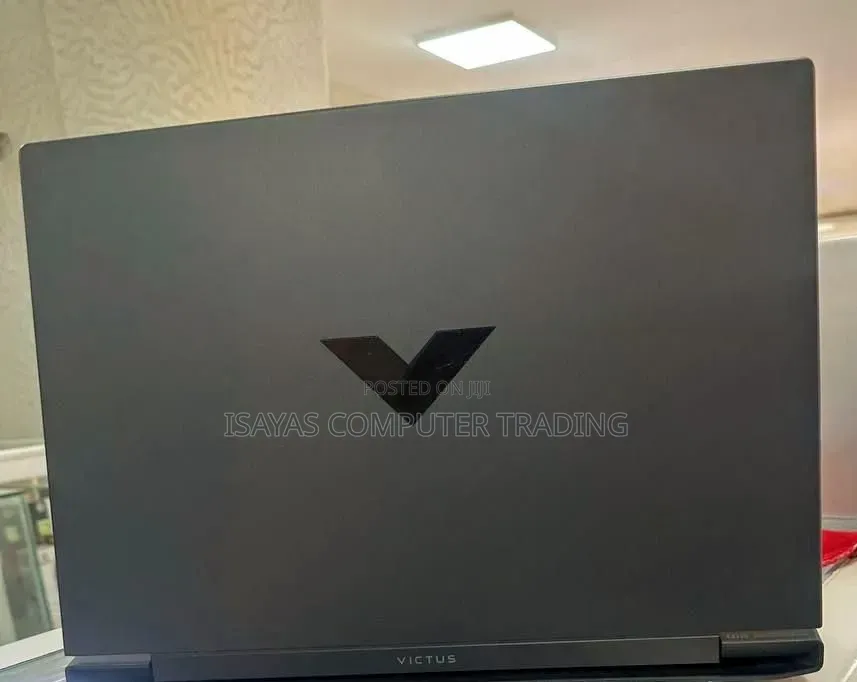 New Laptop HP Victus 15 16GB Intel Core i7 SSD 512GB