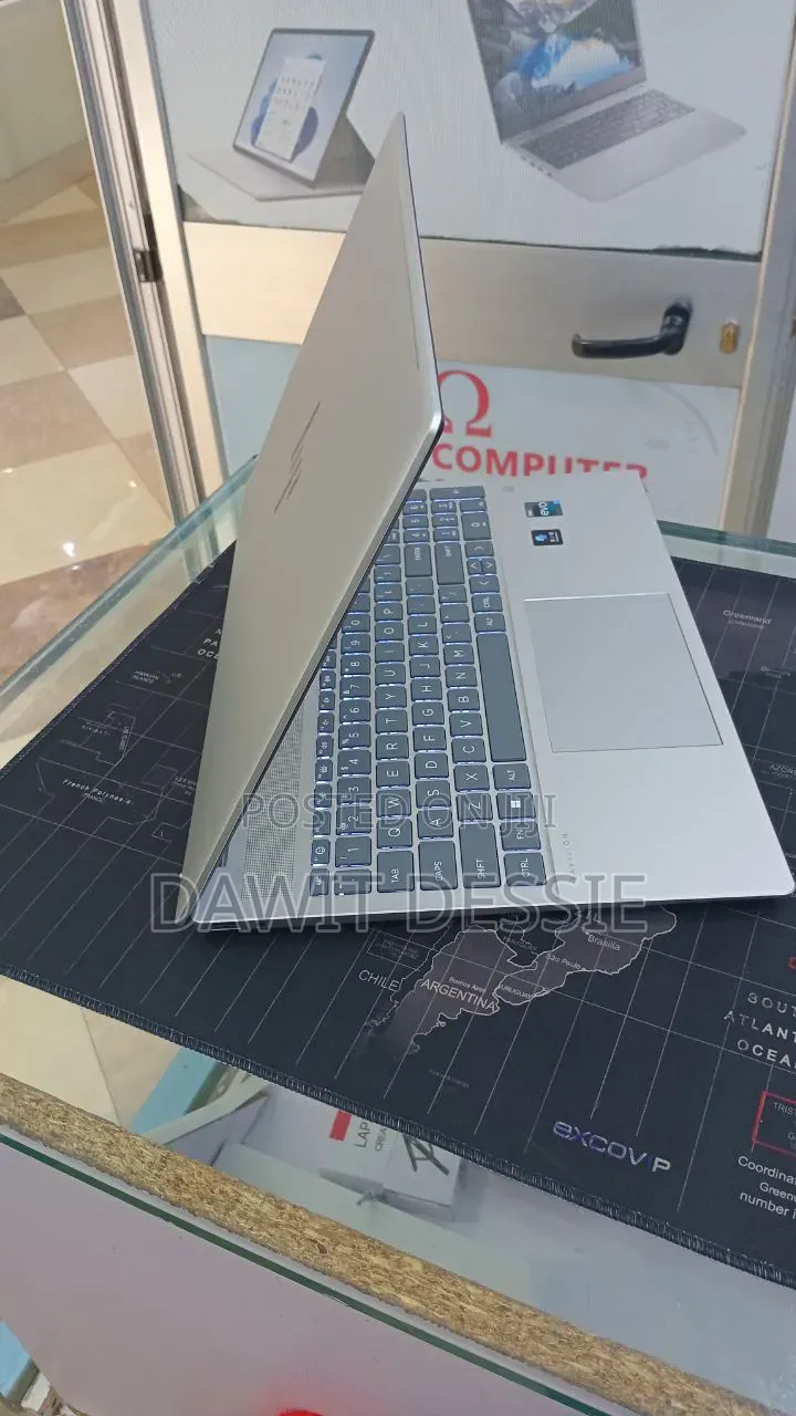 New Laptop HP 16GB Intel Core i7 SSD 1T