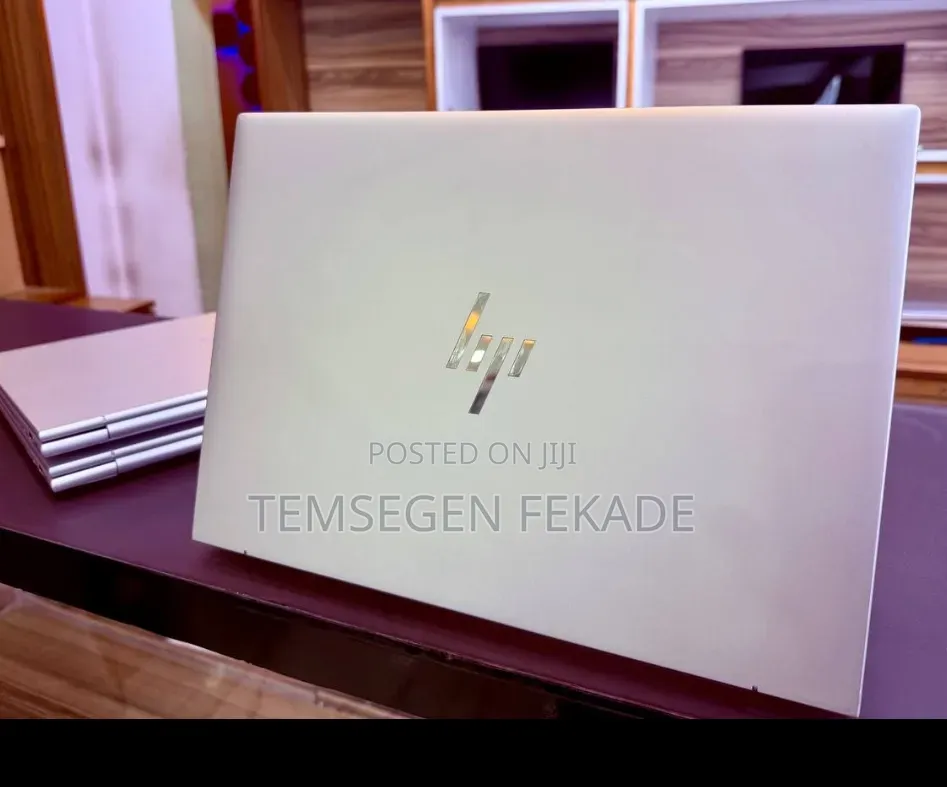 New Laptop HP EliteBook 840 G10 8GB Intel Core i7 SSD 1T