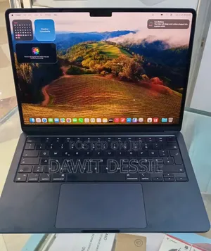 New Laptop Apple MacBook Air 2022 M2 16GB Apple M2 SSD 512GB