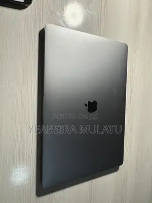 Laptop Apple MacBook Pro 2019 64GB Intel Core i9 SSD 512GB