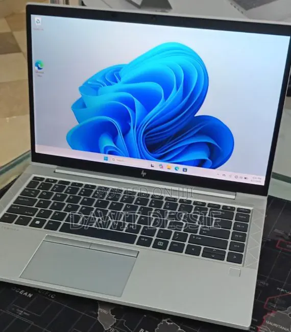 New Laptop HP EliteBook 840 G8 16GB Intel Core i7 SSD 512GB