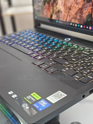 New Laptop Lenovo Legion Pro 7 32GB Intel Core Ultra 9 SSD 1T