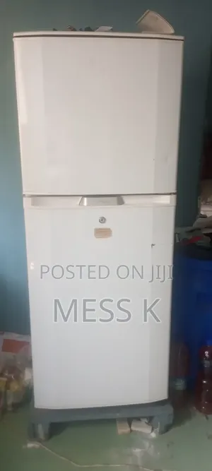 Hitachi Fridge