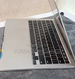 New Laptop Apple MacBook Pro 2020 M1 16GB Apple M1 SSD 512GB