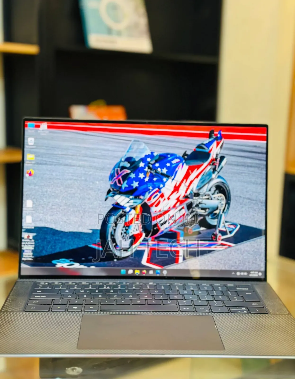 New Laptop Dell Precision 5560 16GB Intel Core i7 SSD 512GB
