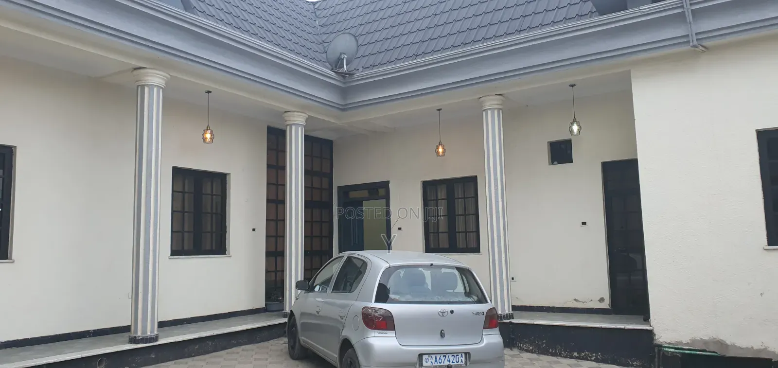 3bdrm Villa in Private, Nifas Silk-Lafto for rent