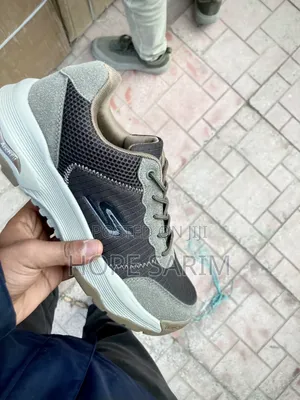 Skechers Arch Fit Sneakers: