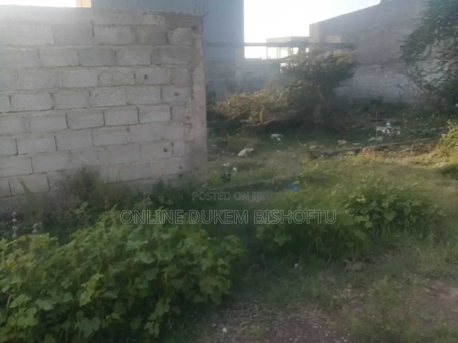 10bdrm House in Dukem Bishoftu, East Shewa for sale