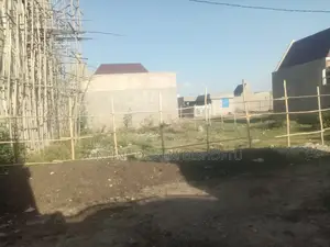 8bdrm House in Dukem Bishoftu, East Shewa for sale