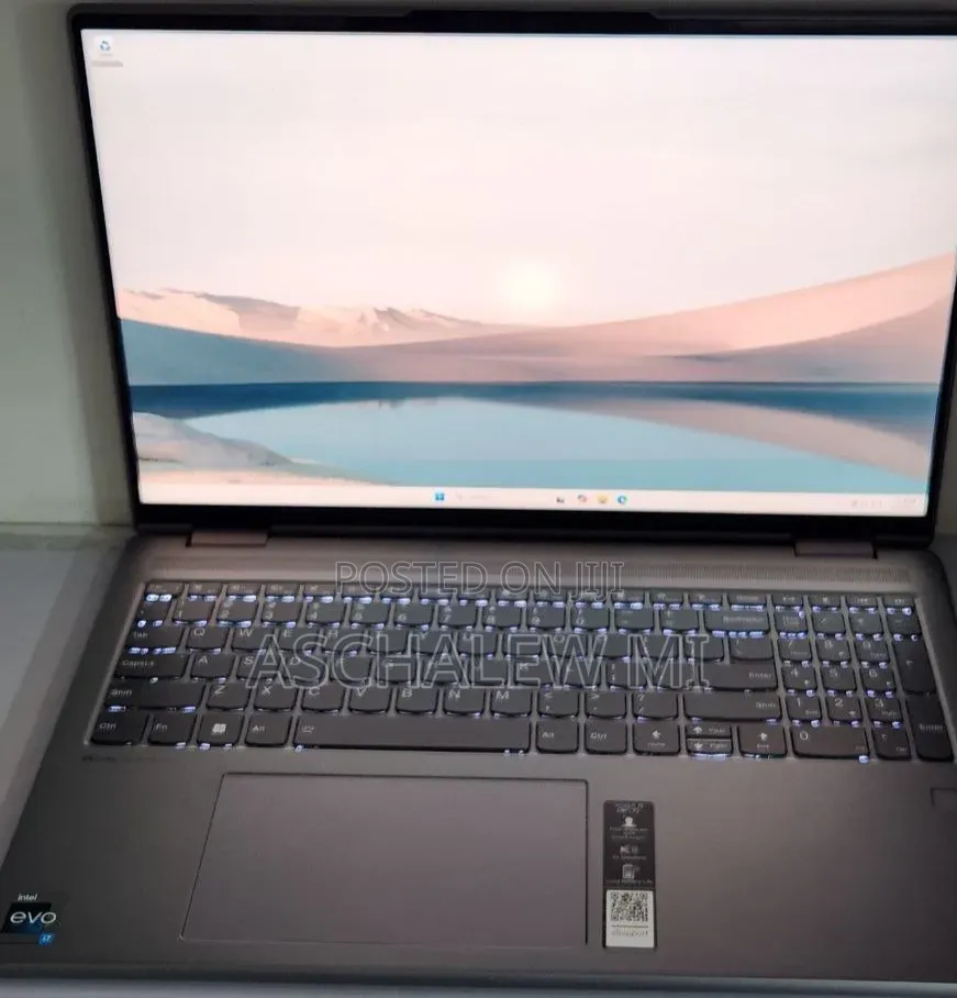 New Laptop Lenovo Yoga 7i 16GB Intel Core i7 SSD 512GB