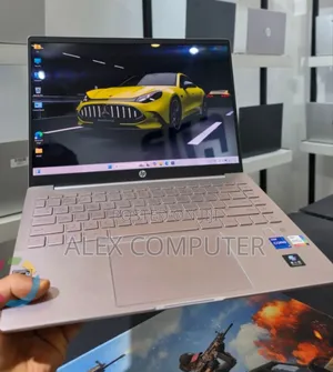 New Laptop HP Pavilion 14 16GB Intel Core i7 SSD 512GB