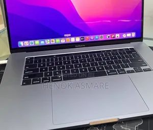 New Laptop Apple MacBook Pro 2019 32GB Intel Core i9 SSD 512GB