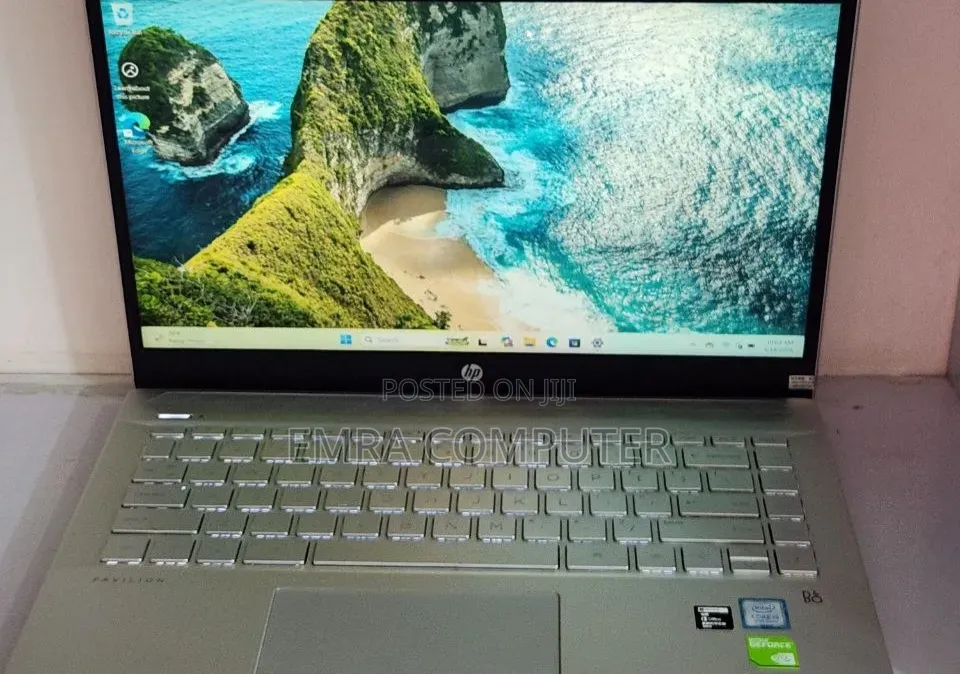 New Laptop HP 8GB Intel Core i5 SSD 1T