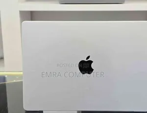 New Laptop Apple MacBook 16GB SSD 1T
